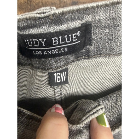 Judy Blue Womens Grey Skinny Fit Capri Jeans High Rise Button Fly 16W JB78110 GR - Picture 5 of 8